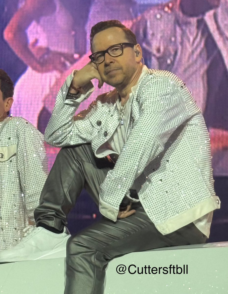 For my <a href="/DonnieWahlberg/">Donnie Wahlberg</a> ladies!!