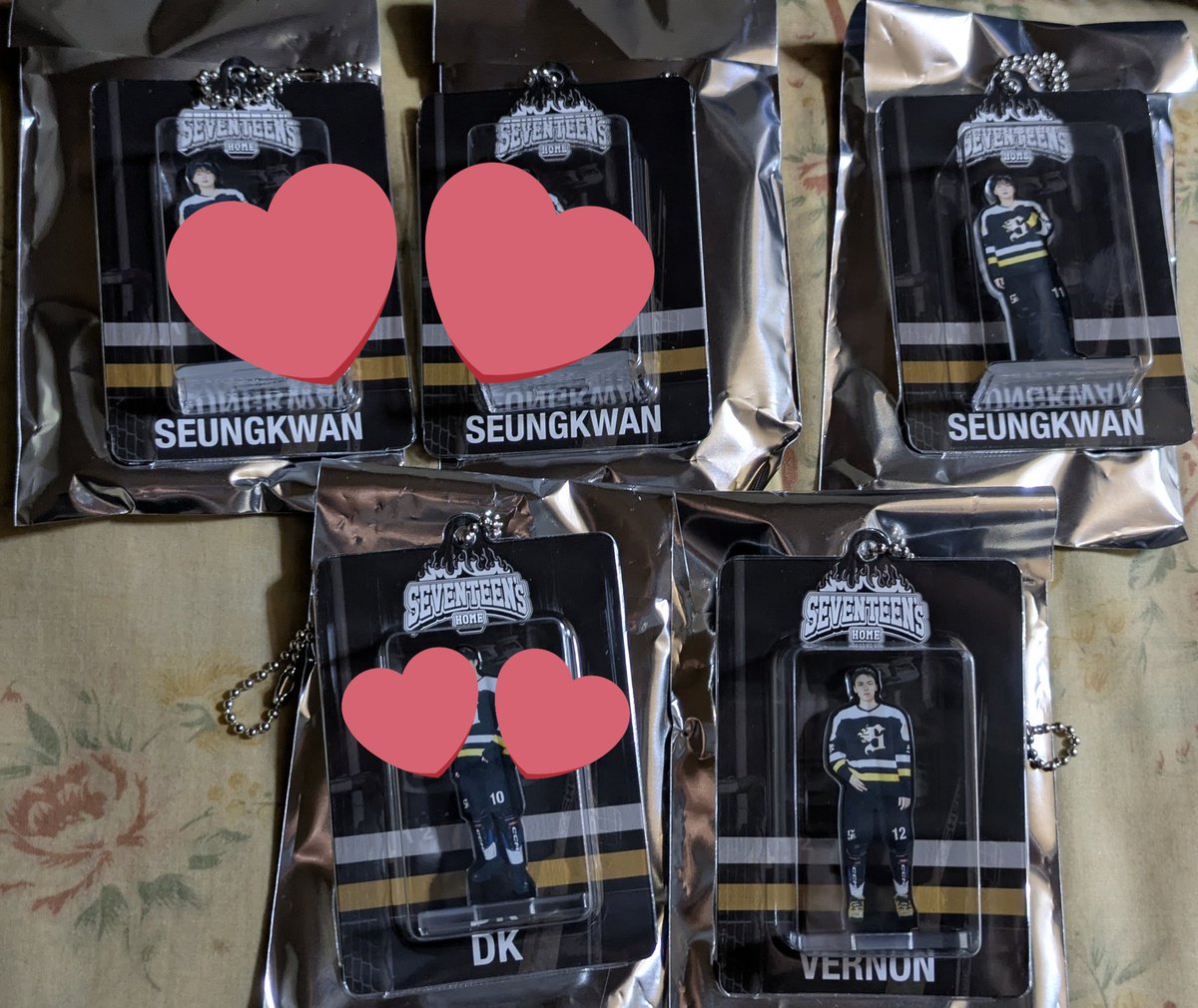 SEVENTEEN セブチ 2025 SEVENTEEN's HOME トレカ 缶バッジ アクキー