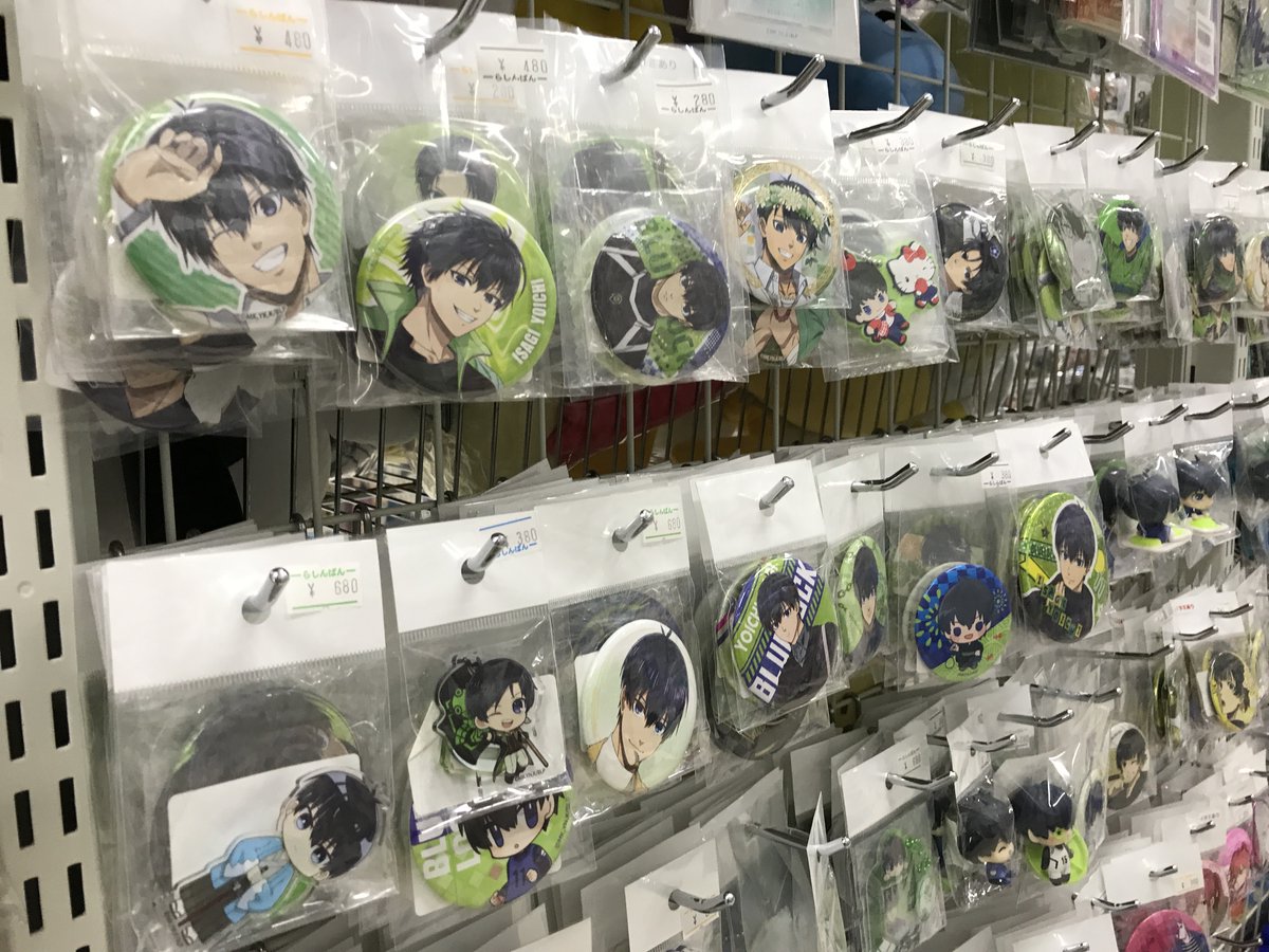 商品入荷情報】 #ブルーロック ホログラム缶バッジ～ナムコ