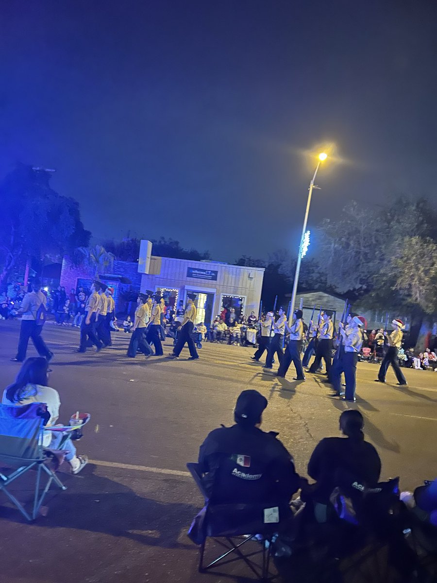 JanieLopezForTX's tweet image. Team Janie Lopez was in San Benito along with the hundreds of residents who came out! We had fun judging the floats and loved seeing all those who wanted to take part in this tradition.
#HD37 #janielopez #staterepresentative #sanbenitotx #Christmas #parade