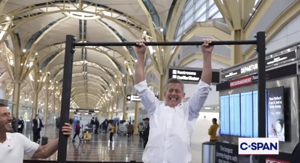 GovPressOffice's tweet photo. Thank you @SecDuffy this is exactly what we were missing to make airports more pleasant and enjoyable 😍 https://t.co/2DD5OJ5uLa