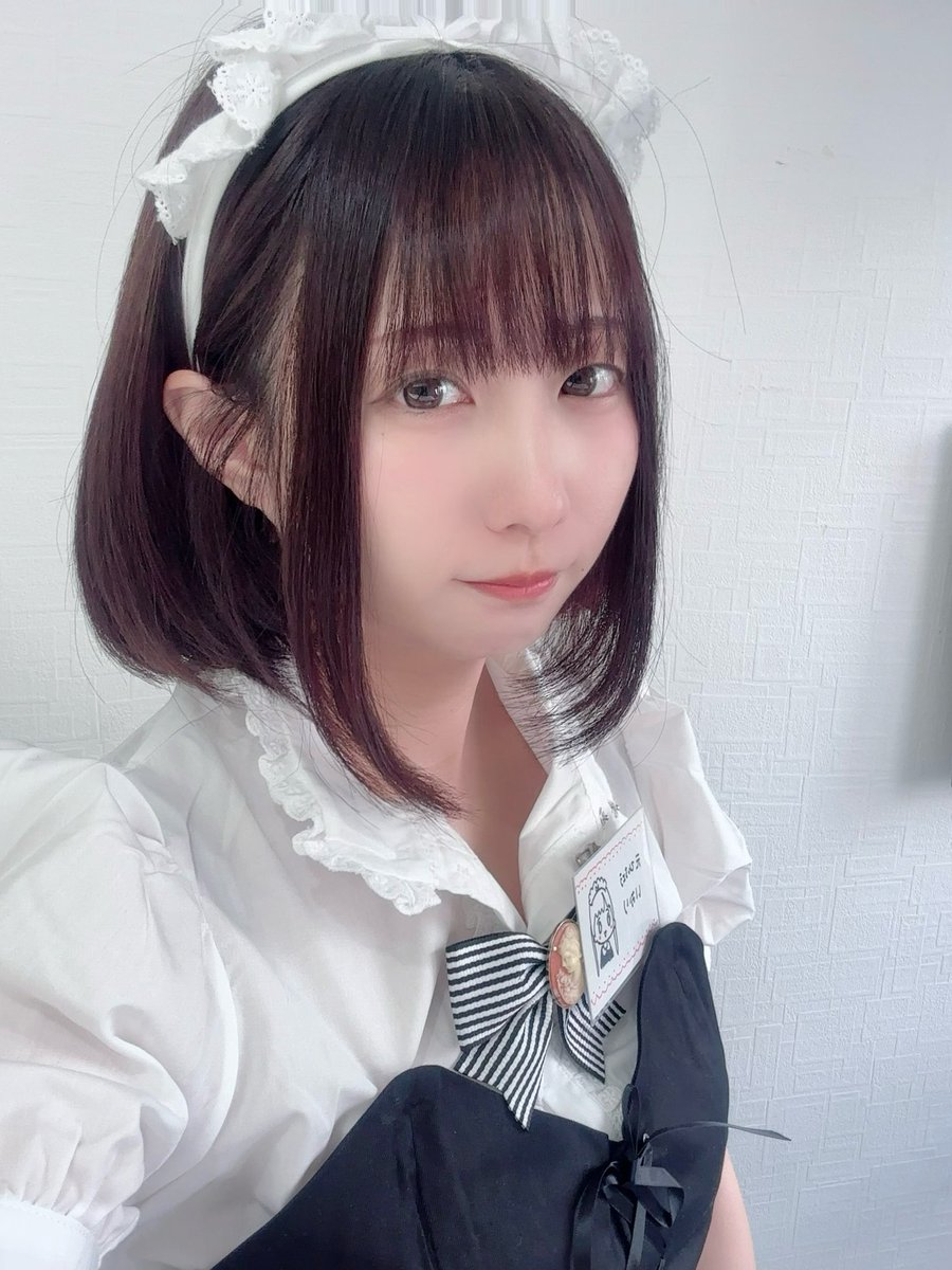 miacafe_japan's tweet photo. Shift finished!
Everyone complimented my new bob cut and it made me so happy 🥰
My next shift is undecided!
(I really want to work in December too…!)
🎀Iori🎀
@miamaid13a
🎀Akiba-Tokyo🎀
★Shifts: https://t.co/PSc0DmBss7
★Map: https://t.co/aI9bx6FYLM
#maidcafe #miacafe https://t.co/o8Xv1TIohs