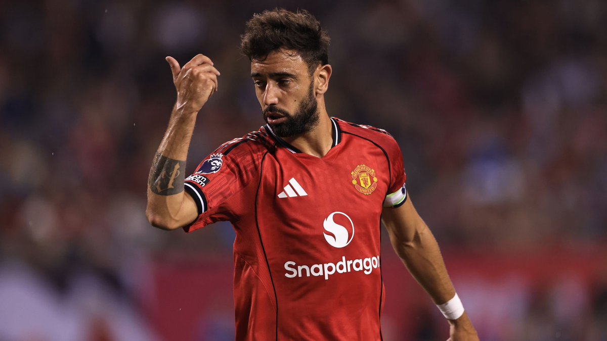 🚨 Bruno Fernandes against Wolves last night: 

· 2 goals 
· 1 assist
· 3 through balls
· 3 shots on target
· 4 big chances created