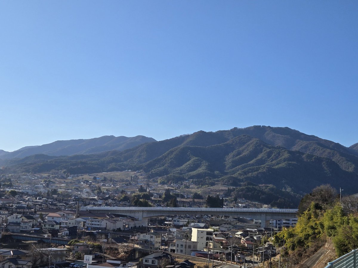 CUJWYkZrcG4dmFb's tweet image. 晴れて暖かいです😊🌞
#飯田市
#Afternoon