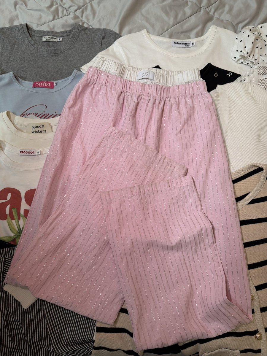 usedbyrubrak.s 🧺🧦🍰 tweet media