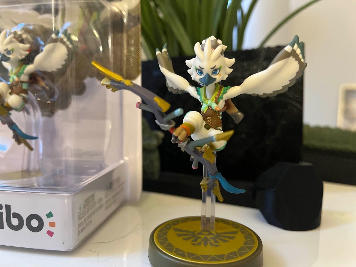 SlLENTPRINCESS's tweet image. ✨🌷zelda tulin amiibo giveaway🌷✨

🩵 like + rt this post;
🩵 follow me and @Amariaarts; 
🩵 tag a friend;

💫 open worldwide! winner will be announced on December 25th

bonus entry: join our discord server (screenshot in the replies pls!) discord.gg/silentprincess