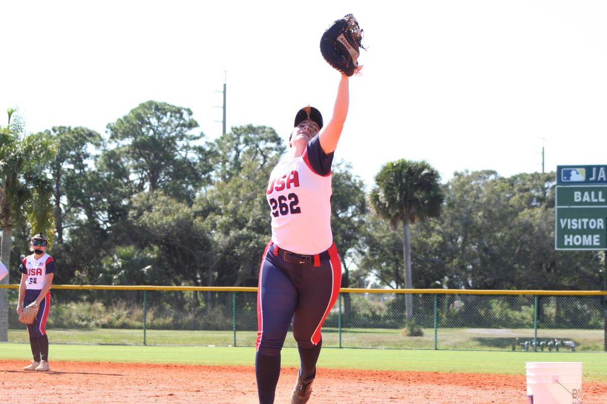 KhloeLong_2027 tweet media