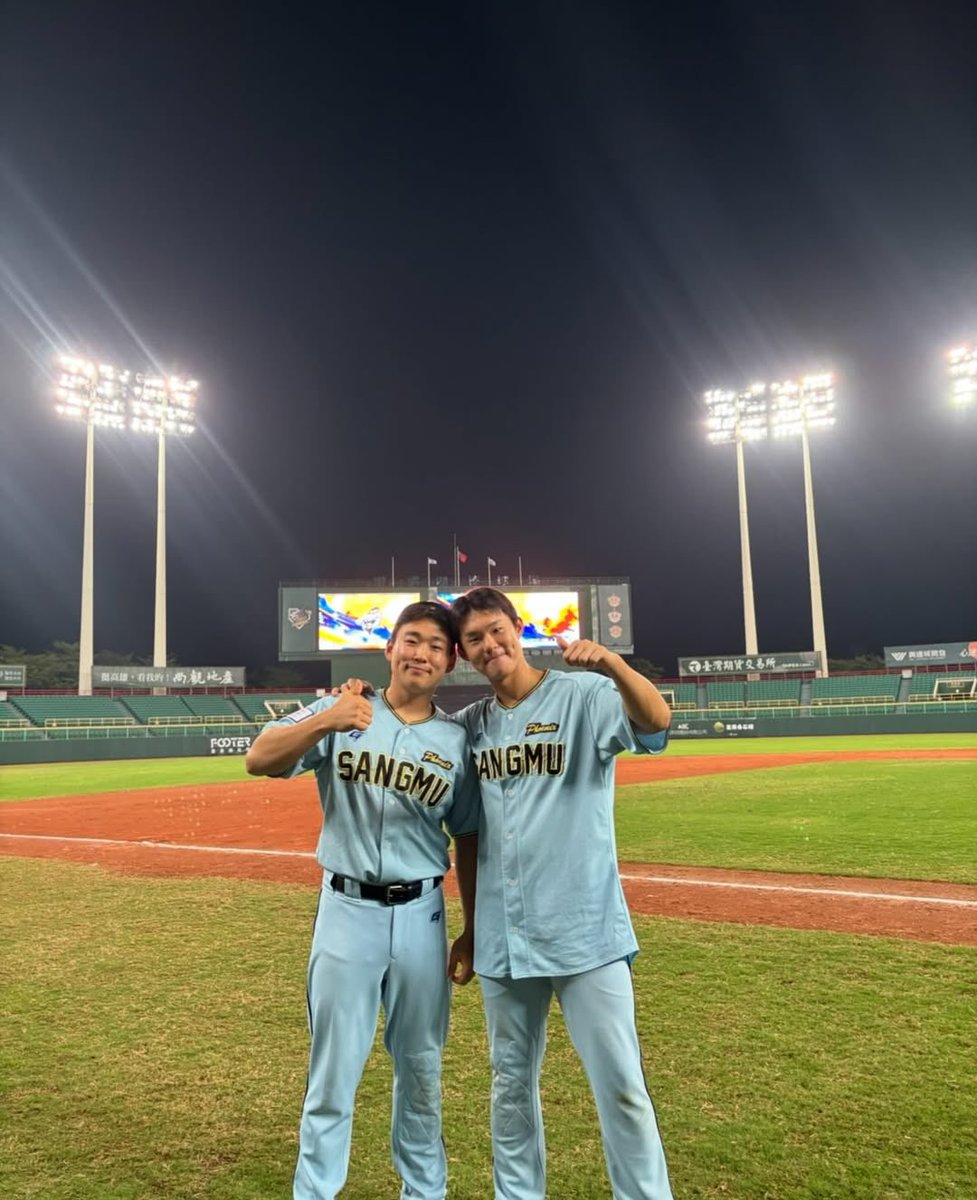 박찬혁 진짜 제대햇다!!!!!!!!!!🫡