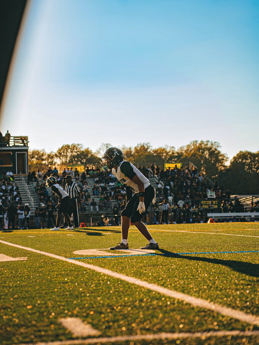 _christianriv's tweet photo. @ExpoRecruits Christian Rivera 26’
5’10 160 CB
1 PBU
3 rec allowed all season
5 targets all season
12 total tackles
https://t.co/VbNujBCfF5 https://t.co/Qe1mXv9qRR