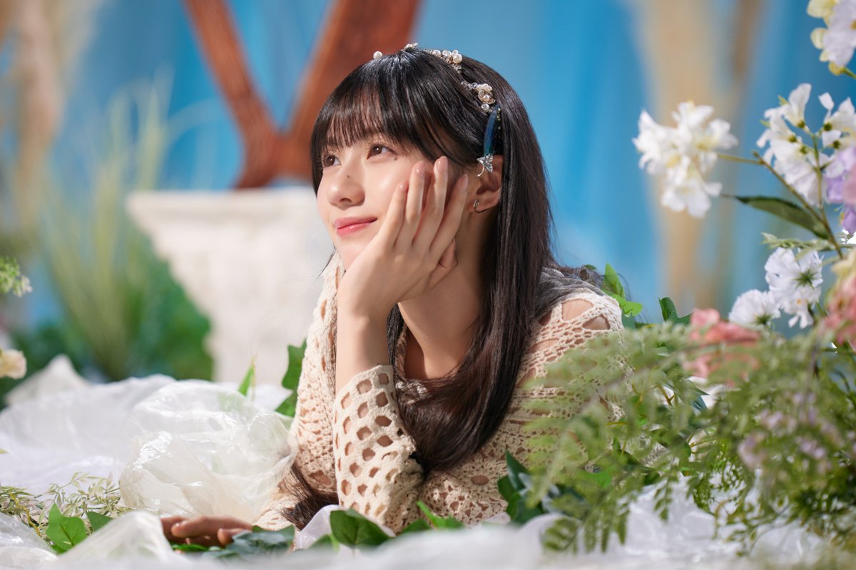 川﨑桜 撮影オフショット公開🎵 ＼ 🪉8周年記念ガチャ第2弾『8th Anniv