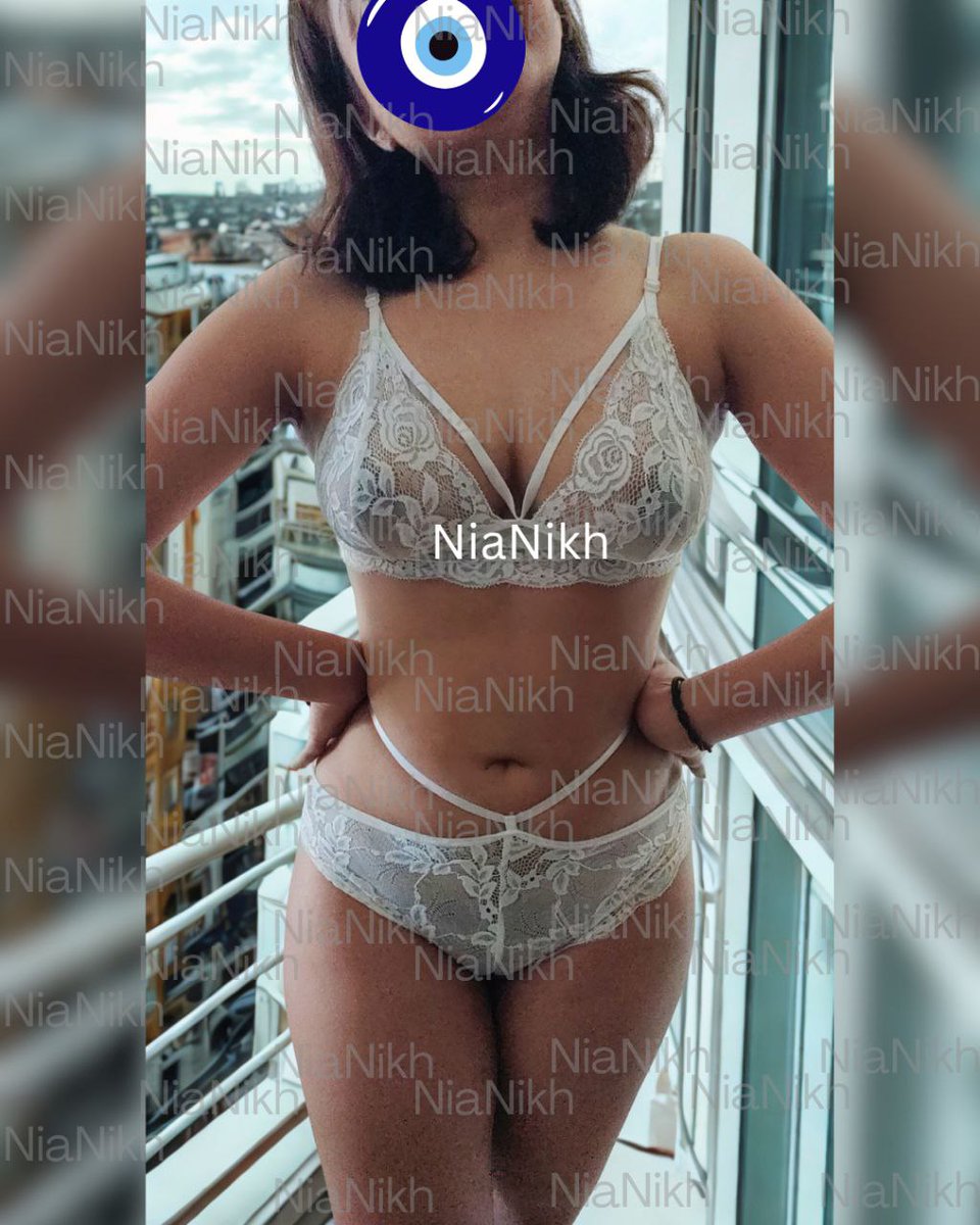 nianikh's tweet photo. Keep staring, I like the attention😉 https://t.co/FgwGDV30uO