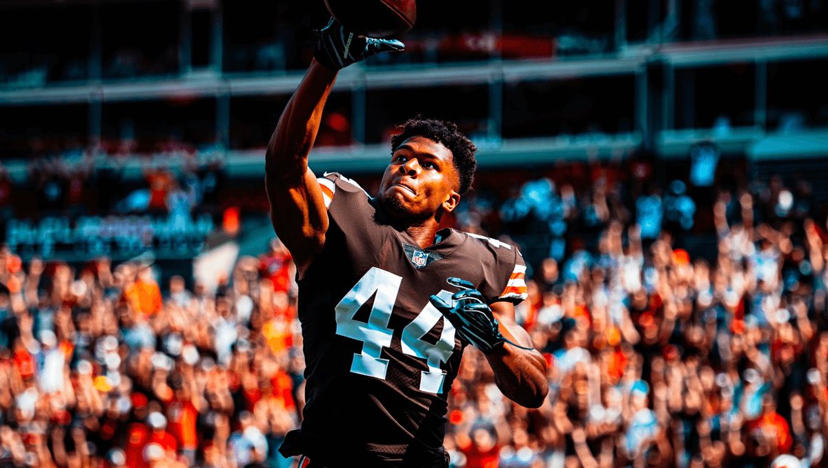 TE’s leading their team in every receiving category (targets, receptions, yards, TD’s):

⁃ Trey McBride
⁃ Brock Bowers
⁃ Travis Kelce
⁃ Harold Fannin Jr. (as a rookie)