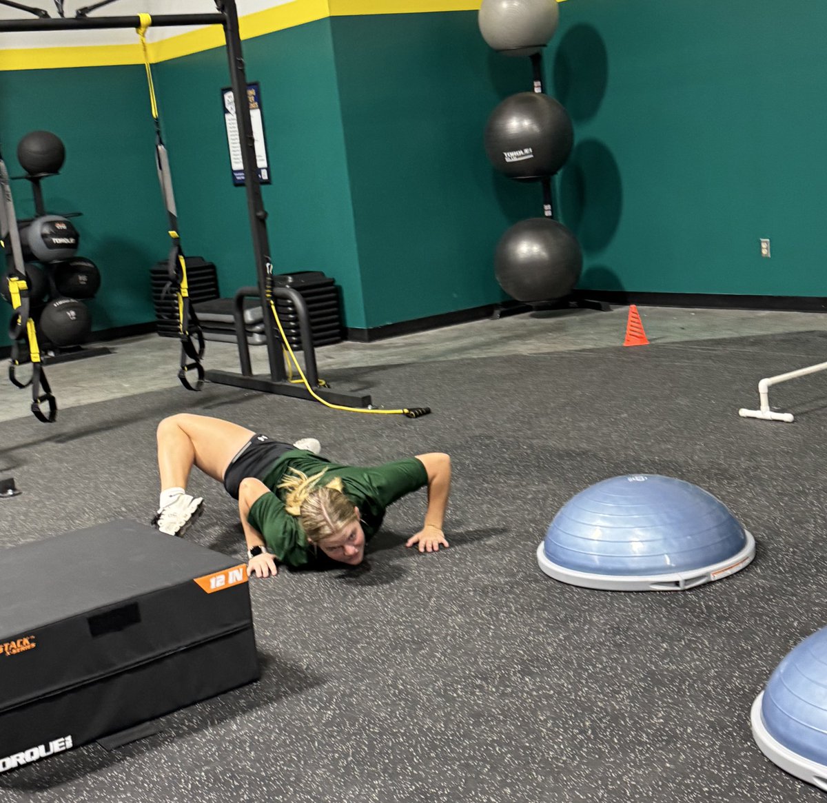 Emma_Davis_2028 tweet media