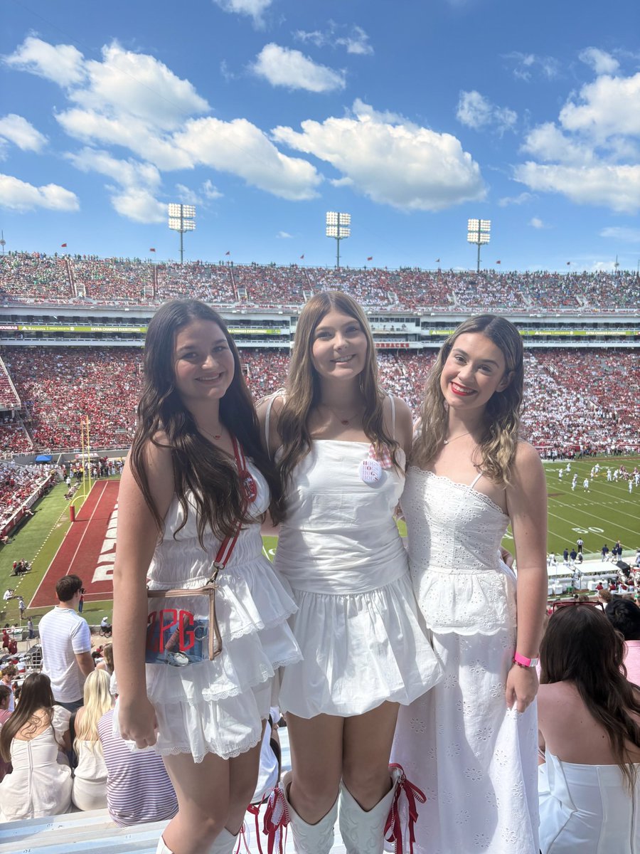 evaeileeng's tweet photo. A few from Sem 1 ❤️ #wps https://t.co/bdkvrWD8Yb