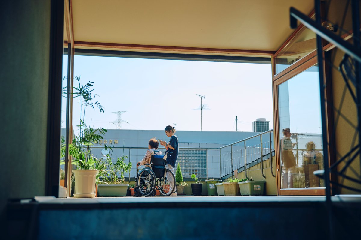 【世代も制度も超えて、誰もが関われる居場所と舞台をつくる。春日台センターセンター（前編）】
realpublicestate.jp/post/kasugadai…
神奈川県愛川町のスーパーマーケット跡地に誕生した地域共生拠点。「誰もが役割を持てる舞台」を目指す、社会福祉法人愛川舜寿会の取り組みを前編と後編に分けてお届けします。