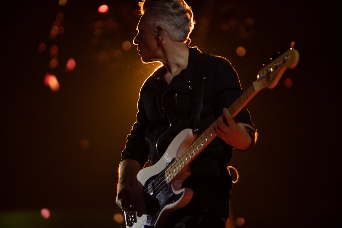 [U2 On This Day] 09 de Dezembro | December 09 

u2-timeline.blogspot.com/2015/12/1209.h…

#OTD #OnThisDay #U2History