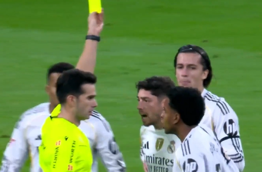 🚨 Some of the things the Real Madrid players told the referee when they faced Celta Vigo this past weekend (they got 3 red cards shown): 

· Alvaro Carreras: "You've been doing that the whole match. You're terrible."

· Fede Valverde: "You can't kick him off."

· Rodyrgo: "You