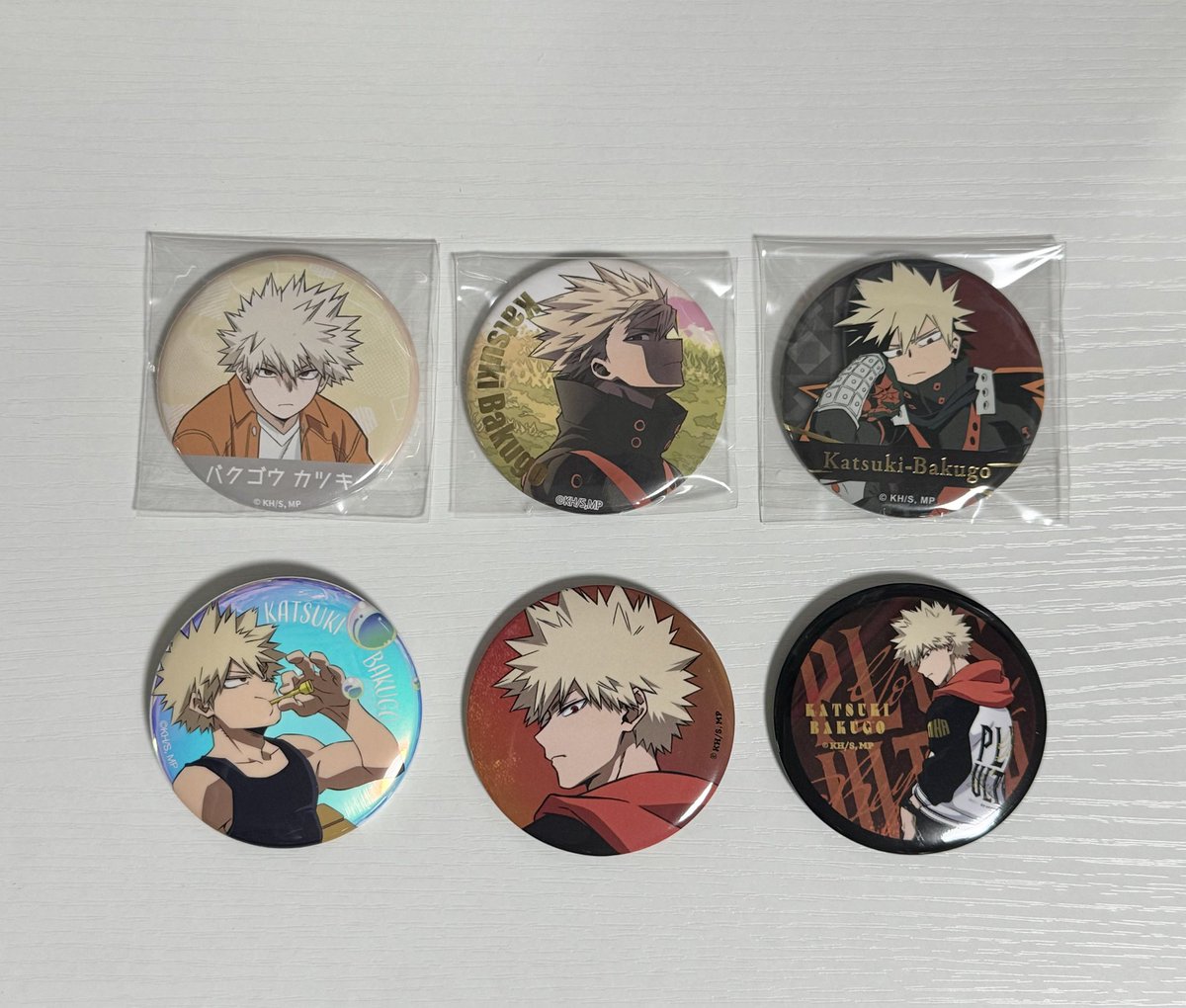 85aishitell's tweet photo. 【交換 譲渡】僕のヒーローアカデミア ヒロアカ 着こなせ SUKAJAN スカジャン 缶バッジ

譲:轟 心操
求:2枚目同異種爆豪＞定価＞物間（友人分）

アップ引きセットでのお取引必須
心操交換は抱き合わせ比率違い◎

お声がけお願いいたします🍀︎

 #椅子のヒロアカ https://t.co/3Bzb57LV6H