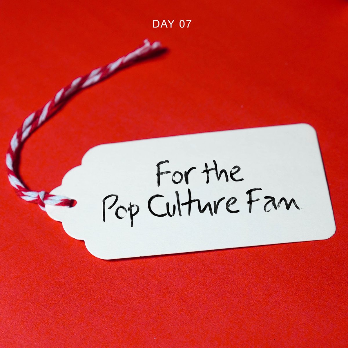 NewEraCapPH's tweet photo. Level up their fandom this season 🎁 https://t.co/Z7xS6suZMY

From anime drops to music collabs and cult-favorite shows, find pieces that speak their language. Hit the New Era Gift Shop and wrap the perfect pick for every pop culture fan.

#NewEra #HolidayGiftGuide #PopCultureFan https://t.co/Yl4ERNrs0p