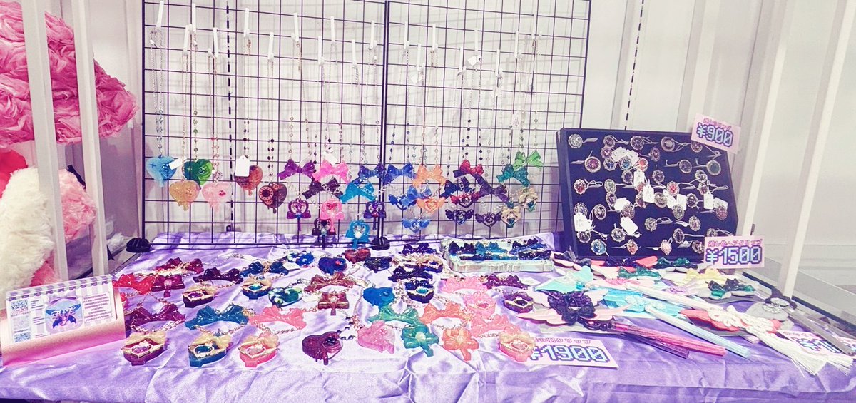 新宿マルイアネックス1階で開催中の
デコレーションパレード【 <a href="/deco_parade/">デコレーション☆パレード🎀12/6～12/18デコパレ 新宿丸井アネックス1F カレンダリウム</a> 】に出店しております！
一番在庫の多い場所ですので新作含め狙っている方はぜひ！！
#デコパレ5 #ハンドメイド #ゆめかわいい #原宿系