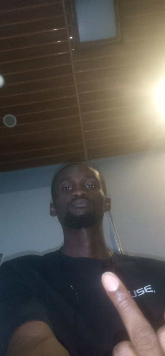 If yu hate me 
Try hate 
everything wey de ur family.....suo🙄🤤

#jonita