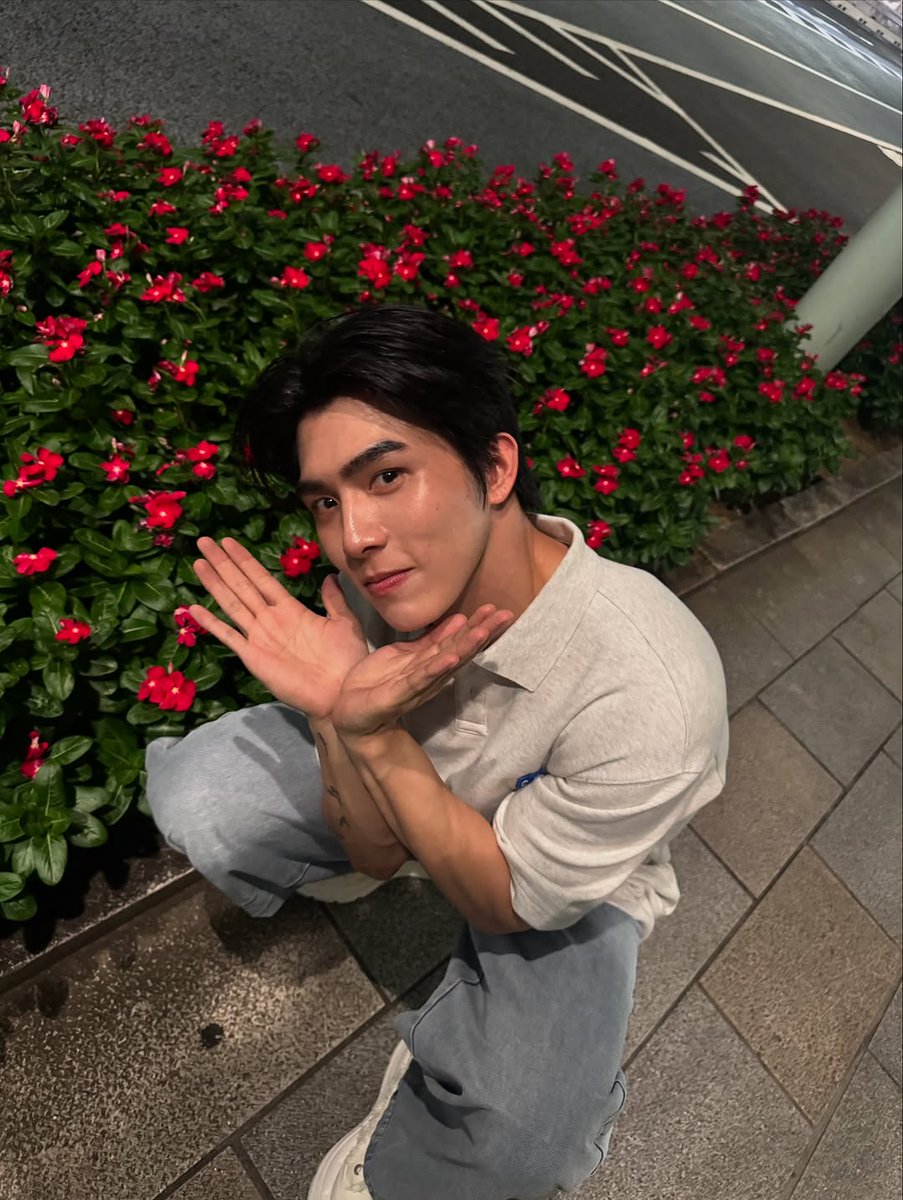 BXXM Morning 🌤️
Your smile feels like sunlight~ warm, gentle &amp; full of hope 🪄
Peace in your heart &amp; light in your steps 💫
Have a wonderful day My Happiness ✨🐋🤍
<a href="/bxxm_rvw/">บอ อู มอ บูมบูม🐋✨</a>
#BXXMRVW #RVW