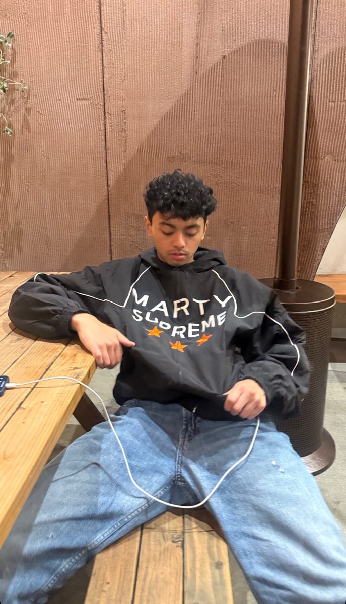 filmopino tweet media