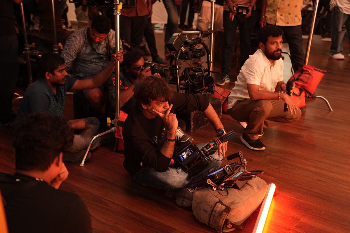 #UstaadBhagatSingh first single #DekhlengeSaala promo out today at 6.30 PM  ❤‍🔥

Our CULT CAPTAIN <a href="/harish2you/">Harish Shankar .S</a> and ROCKSTAR <a href="/ThisIsDSP/">DEVI SRI PRASAD</a> have cooked 💥💥

#UBSFirstSingle 🕺🔥

POWER STAR <a href="/PawanKalyan/">Pawan Kalyan</a> <a href="/harish2you/">Harish Shankar .S</a> <a href="/sreeleela14/">Sreeleela</a> #RaashiiKhanna <a href="/ThisIsDSP/">DEVI SRI PRASAD</a> <a href="/rparthiepan/">Radhakrishnan Parthiban</a> <a href="/DoP_Bose/">ayananka bose</a>