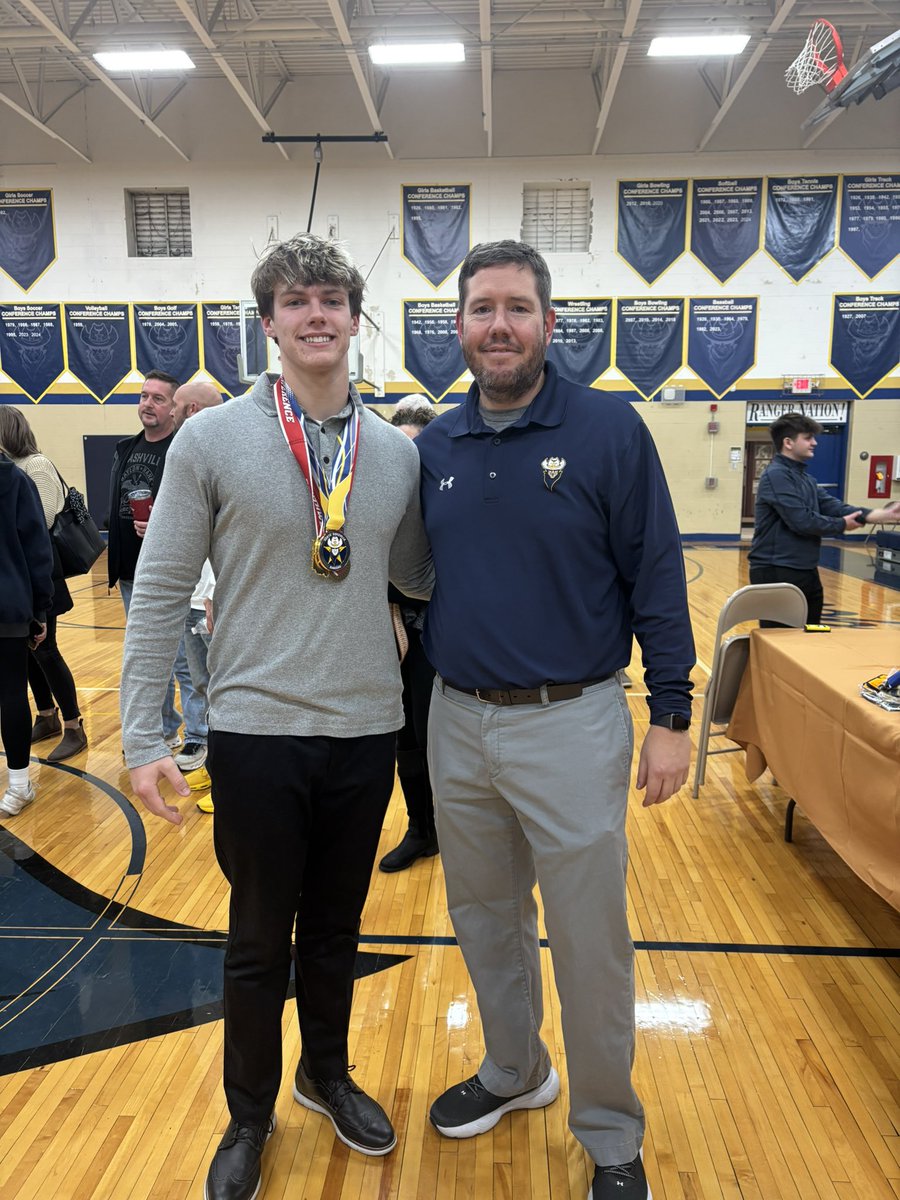 Finleyk5Keller's tweet image. Thank you North Ridgeville Football for the best 4 years of my life. I couldn’t thank all of my coaches, family, and of course my teammates enough for everything they have helped me accomplish! It’s only the start!! #88out #Rangers ❤️

@NRRangerFootba1