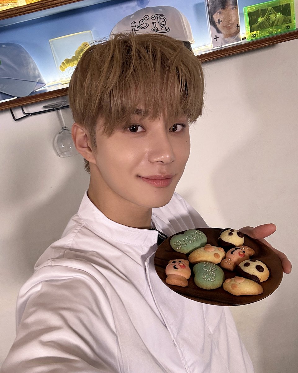 NCTsmtown's tweet photo. #JUNGWOO #정우
#SUGAR #JUNGWOO_SUGAR
#김SUGAR의붕방파티시에
#NCT #NCT127 https://t.co/EXaYI6cHC4