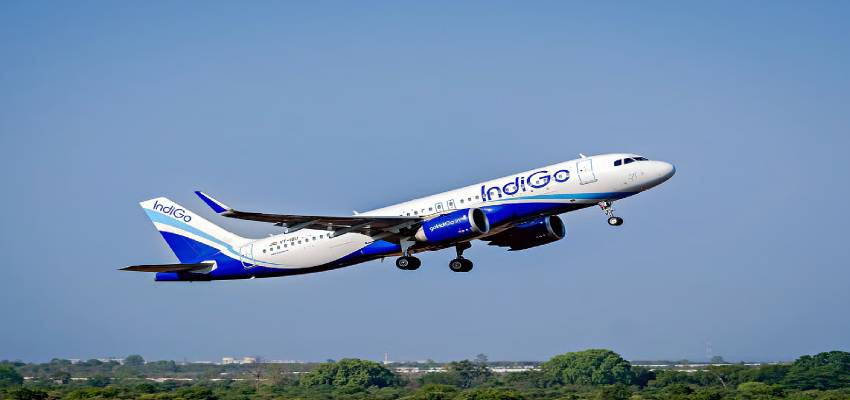 Khabarfast's tweet photo. बढ़ती जा रही IndiGo की मुश्किलें...फ्लाइट शेड्यूल में होंगे बदलाव, दूसरी एयरलाइंस को मिलेंगे स्लॉट्स
https://t.co/29mWEoV9Po
#IndiGoAirlines #FlightScheduleUpdate #AirlineNews #IndiGoFlightSlots #AirTrafficIndia #AviationNews #IndiGoUpdate #IndianAirlines #FlightChanges #AirlineOperations #DomesticFlights #SlotReallocation #IndiGoChallenges #IndiGoSlotReallocation #Khabarfastdgiital
