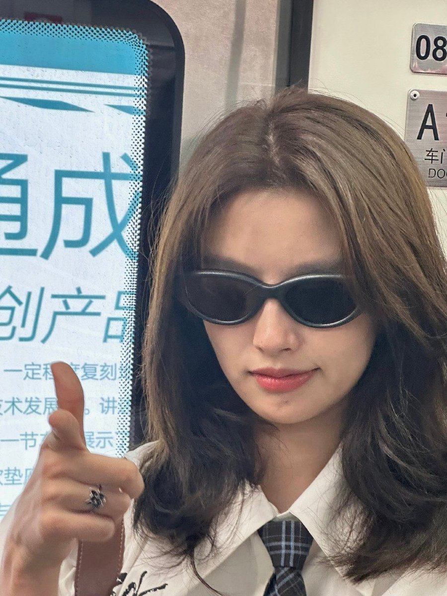 赵露思 tweet media