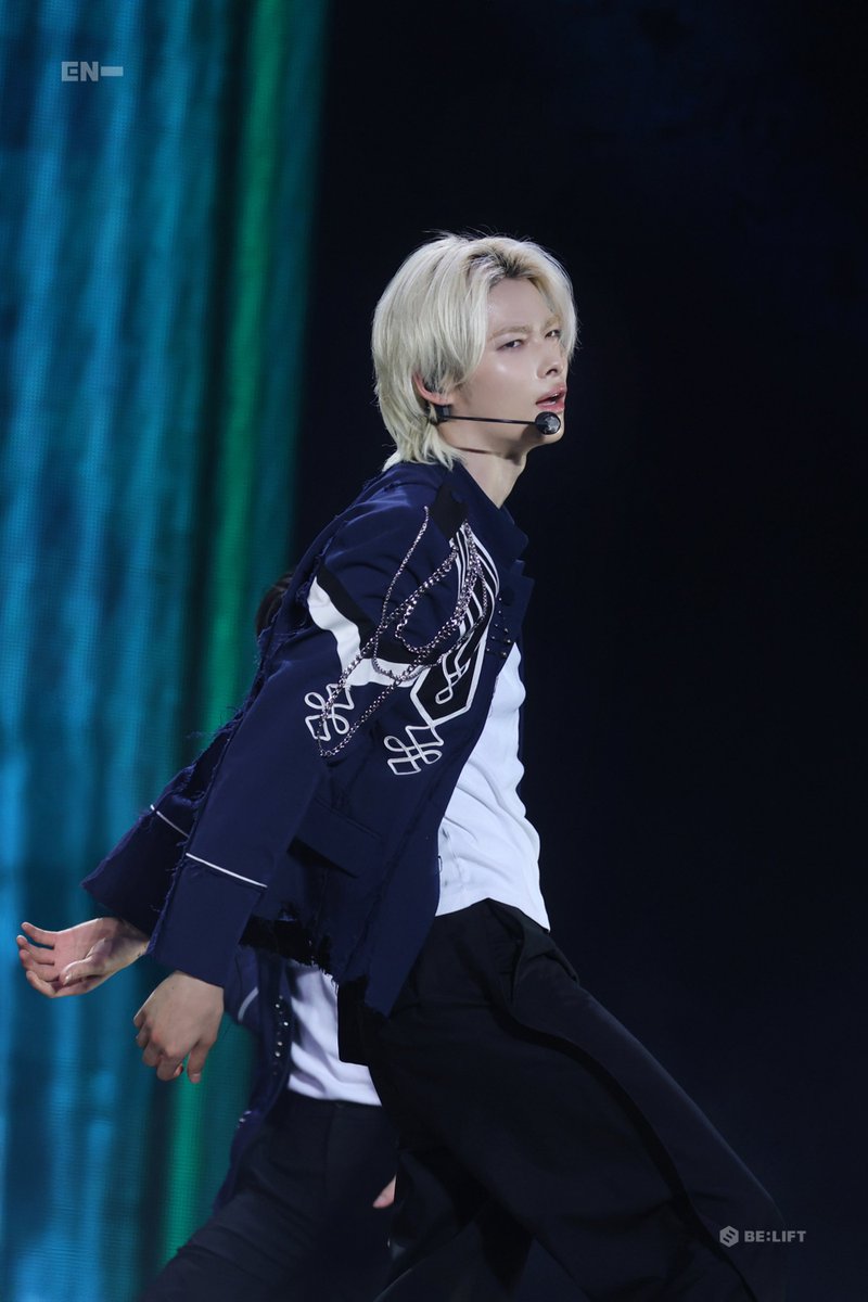 enhypenweverse's tweet photo. (2/3)

ICON OF DREAMS NI-KI
#Twinkling20WithNI_KI #니시무라_미역국마니무라 #ニキ20歳の誕生日 #NI_KI #니키 @ENHYPEN_members @ENHYPEN https://t.co/hGZApYlchJ
