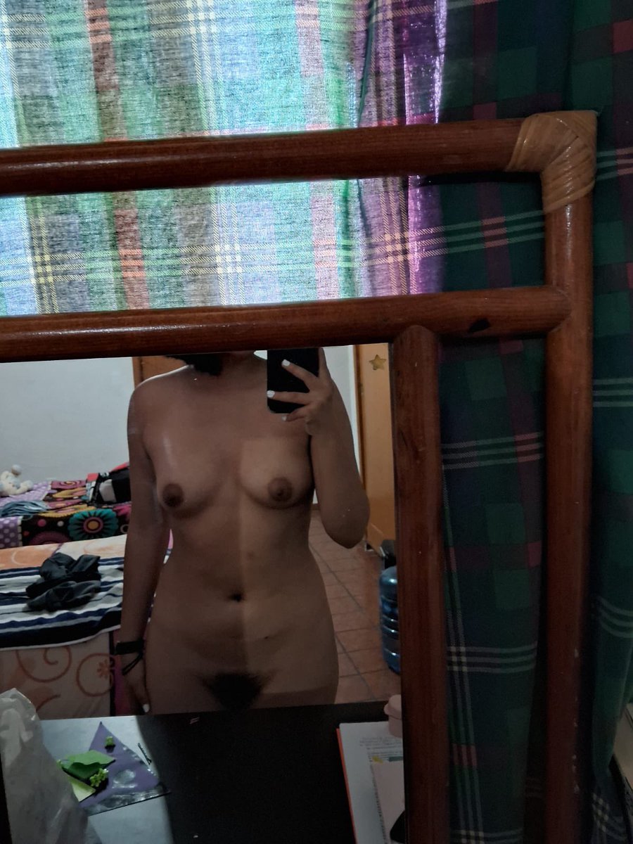 Nos hacen llegar un aporte más de esta rica jovencita 🔥cuantos desearían tenerla ?😈

Manda tus aportes al DM.