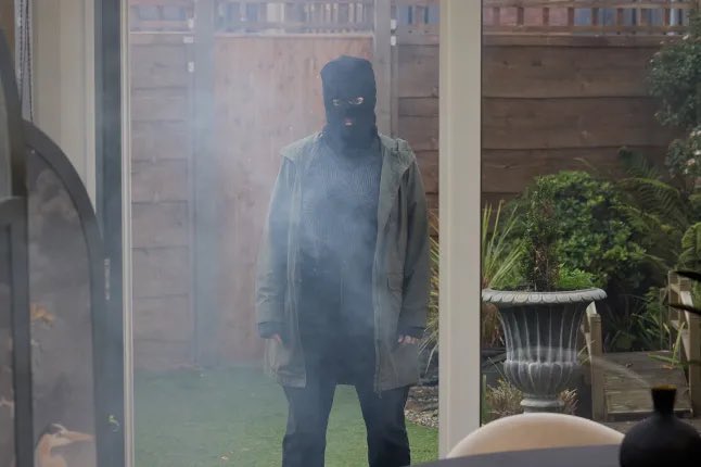 TheConnorSwains's tweet image. ‘She’s behind you!’ 🙄

#Swarla #Corrie #Pantomime