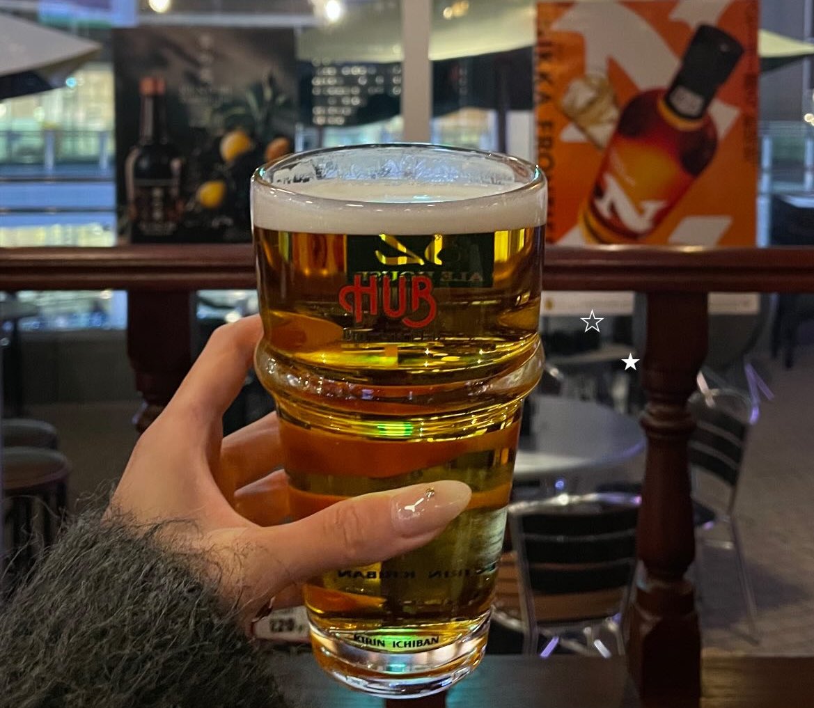 moon____jp's tweet image. この前は久しぶりにHUBにも寄れてとてもハッピーな週末でした - ·̫ - ✩.*˚
HUBのハッピーアワーめっちゃコスパ良い🎶絶対また行こ〜〜🎶