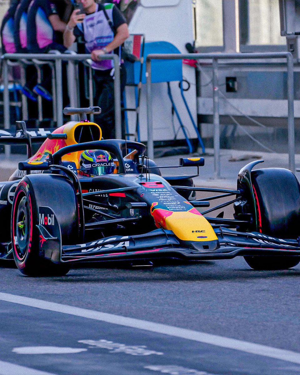 SkySportsF1's tweet image. That new suit suits you Isack 👊