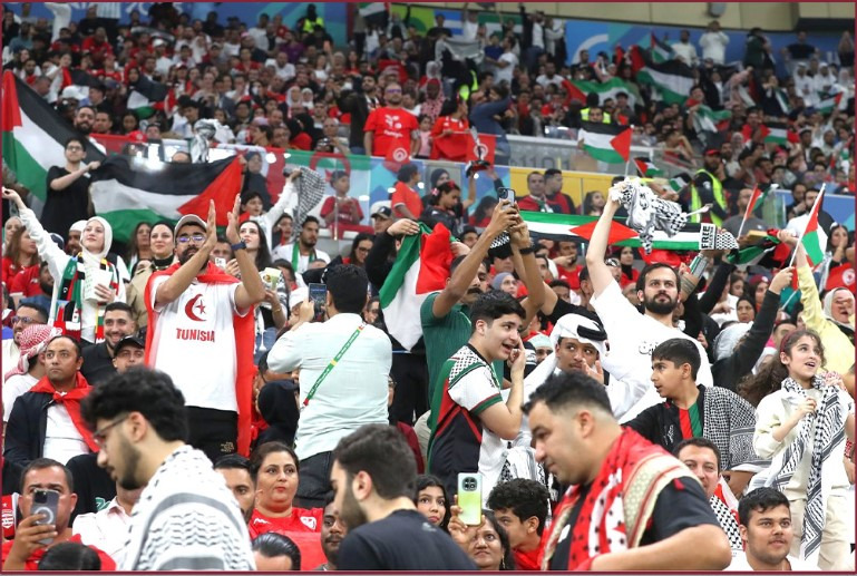 alkassenglish's tweet photo. MSDF launches the “Family of the Match” contest during the FIFA Arab Cup Qatar 2025, celebrating unity, positive fan spirit, and creative cheering to highlight the vital role of families in fostering social cohesion at major sporting events.
#ArabCup2025 #Qatar #MSDF #FamilyOfTheMatch