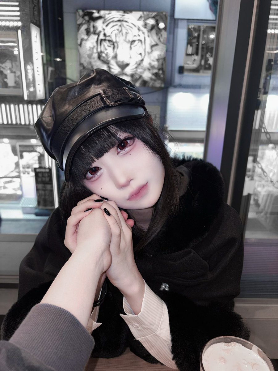 ヴ tweet media