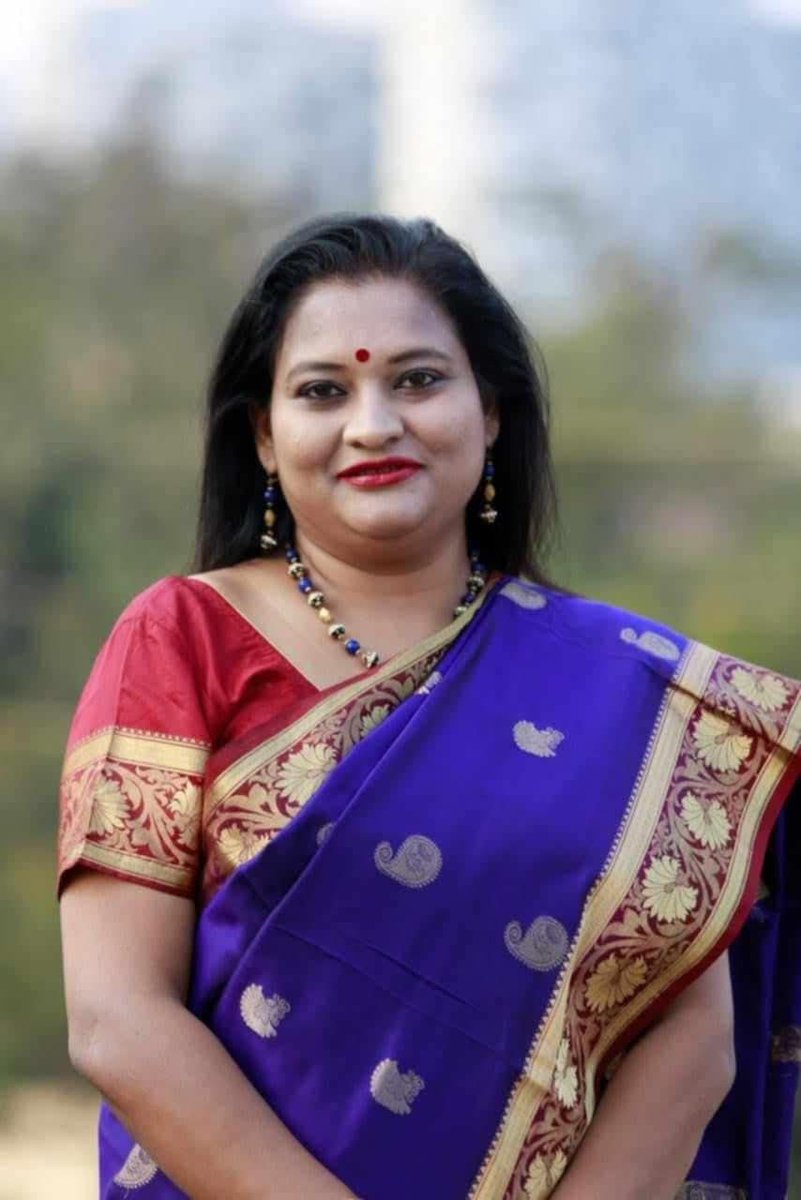 bjmmodisha's tweet photo. ଭାରତୀୟ ଜନତା ପାର୍ଟିର ମାନନୀୟ ରାଜ୍ୟ ସଭାପତି ଶ୍ରୀଯୁକ୍ତ ମନମୋହନ ସାମଲଙ୍କ ଅନୁମୋଦନକ୍ରମେ ପୁନର୍ବାର ରାଜ୍ୟ ମହିଳାମୋର୍ଚ୍ଚା ସଭାନେତ୍ରୀ ରୂପେ ଦାୟିତ୍ୱ ପାଇଥିବା ଡ଼ ଐଶ୍ୱର୍ଯ୍ୟା ବିଶ୍ୱାଳ ମହୋଦୟା @AshBiswal ଙ୍କୁ ଶୁଭେଚ୍ଛା ଓ ଶୁଭକାମନା 🙏💐
#Congratulations 
#AshwaryaBiswal
@SamalManmohan7
@VanathiBJP https://t.co/2OkDKylSgg