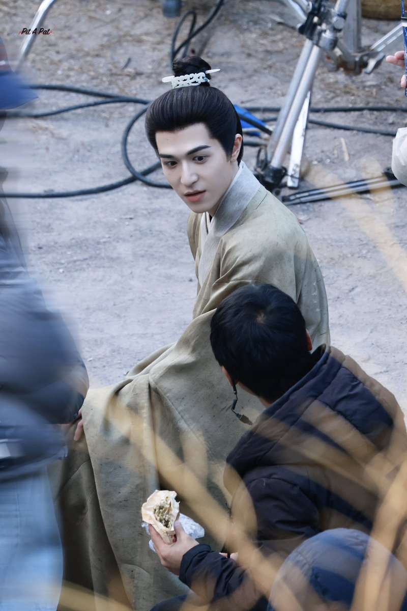 PitAPat1020's tweet image. 251209 明月录路透

馋了

@patrick_pppat

#AMingDynastyAdventure
#明月录 #ติงอู #丁巫
#PatrickFinkler #Patrick
#แพทริค #เจ้าปลาดาว
#尹浩宇 #Patrick尹浩宇