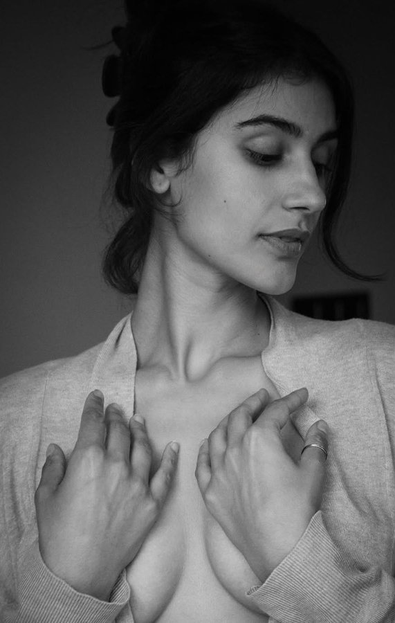 G7t4j8PbMAA9XsW?format=jpg&name=900x900