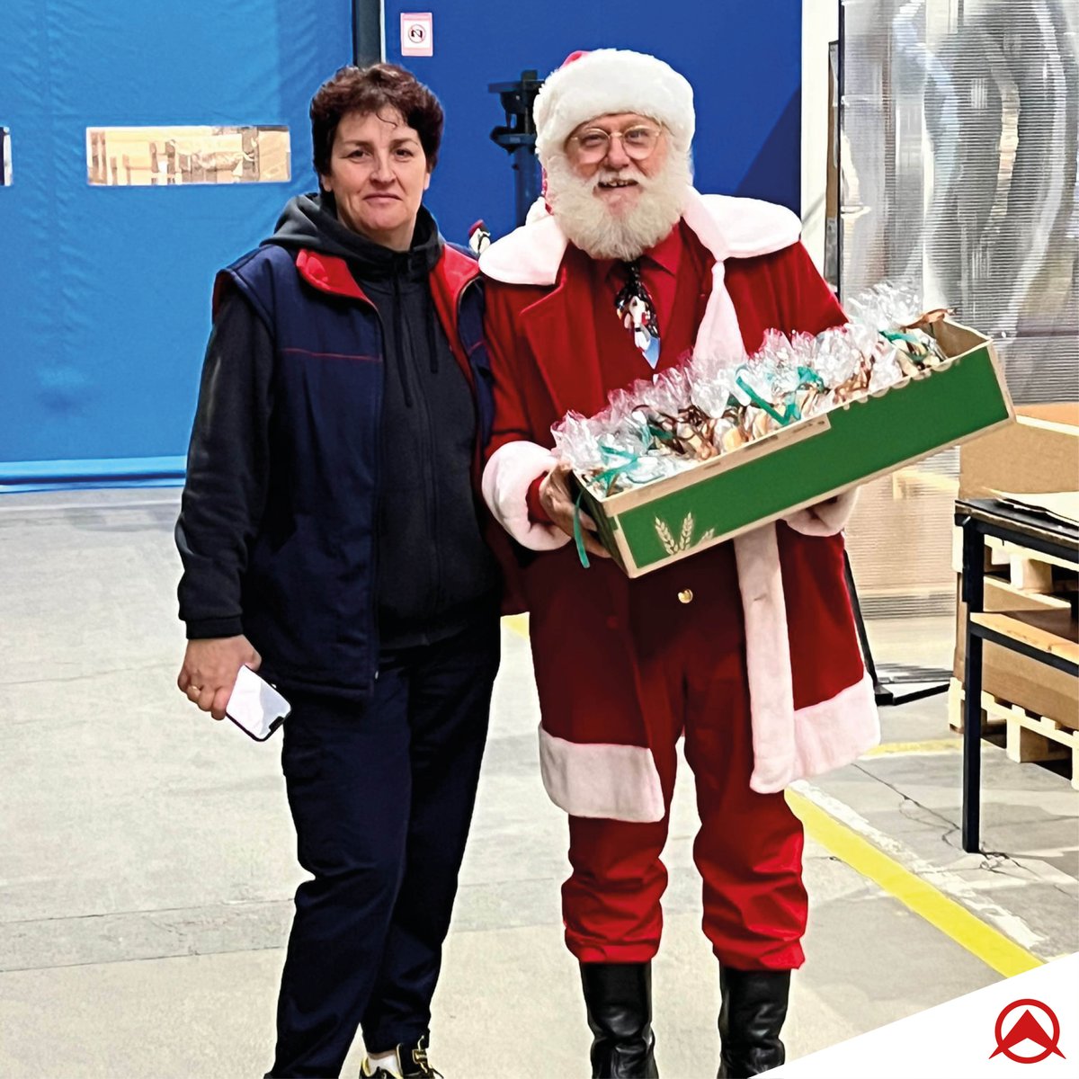 SidemNV's tweet photo. 🎄 Santa Came to Sidem! 🎅 Last Friday, our colleagues and their little ones enjoyed a magical surprise! After watching a fun, educational Christmas video, Santa himself appeared, spreading joy and laughter. 🎁✨ To top it off, everyone received a sweet treat from Santa. 🍬 https://t.co/hJLG3hS1gJ