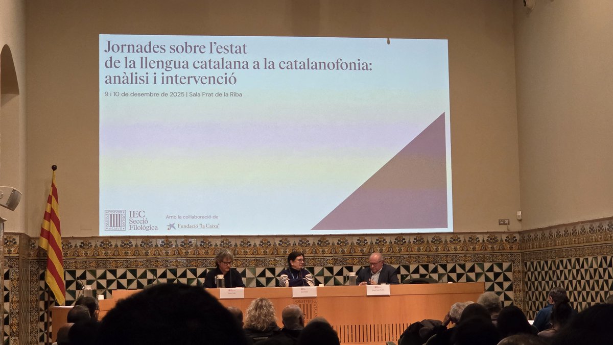 Avui a la seu de l'<a href="/iec/">IEC</a> per les jornades sobre l'estat de la llengua catalana a la catalanofonia. 

A les 12:45, la @maitemelero1 del BSC i un servidor xerrarem sobre el català en l'univers tecnològic. 

<a href="/digitalencatala/">Aliança per la presència digital del català</a> <a href="/accentobert_/">Accent Obert</a>
