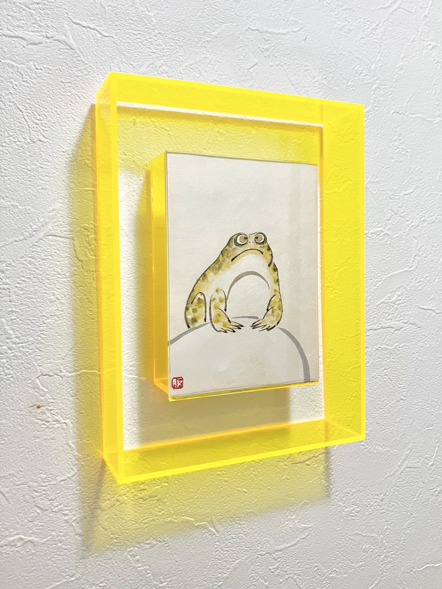 注文制作のかえるちゃん。
「たまのりかえる」

かわいい〜

ぜひ、気軽に飾ってもらいたいものです。