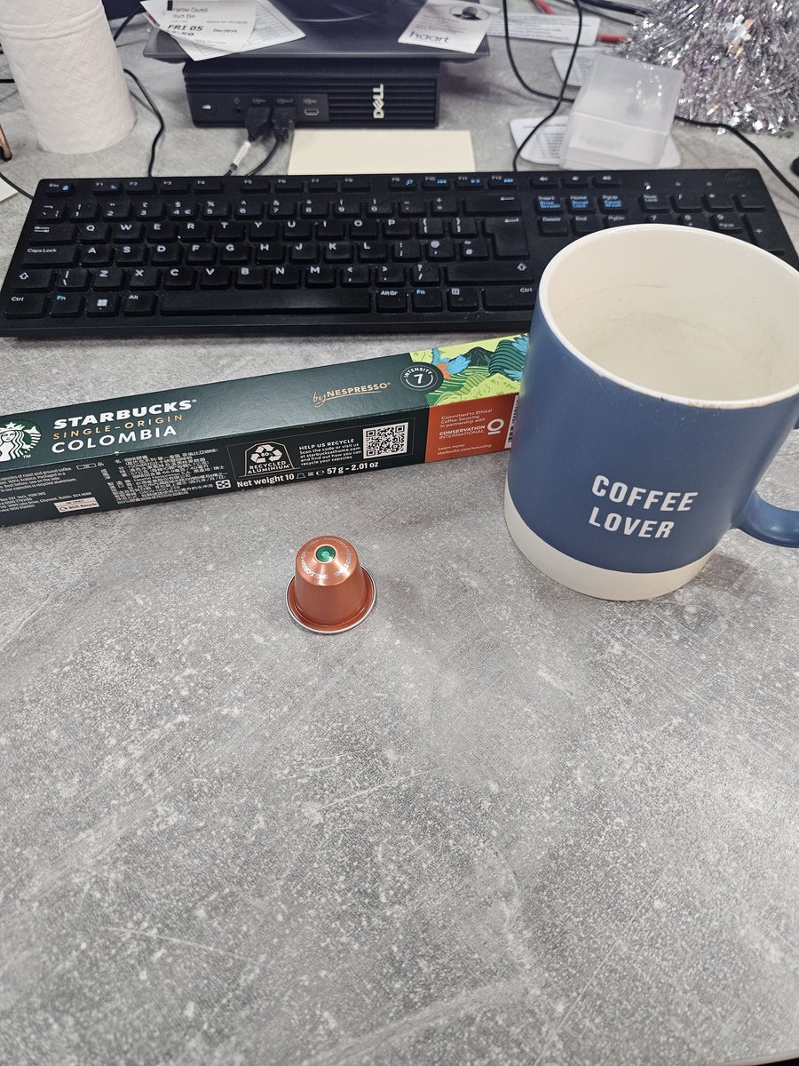 Gareth1980's tweet photo. 8:30am at the office, braved the great weather to get here. Raring to go just got to get my coffee on! Todays is a Colombia roast from @starbucksuk by @nespresso love my coffee in the morning gets me ready for a great day of chatting with Landlords here at haart lettings harlow https://t.co/9YvArGwuR9