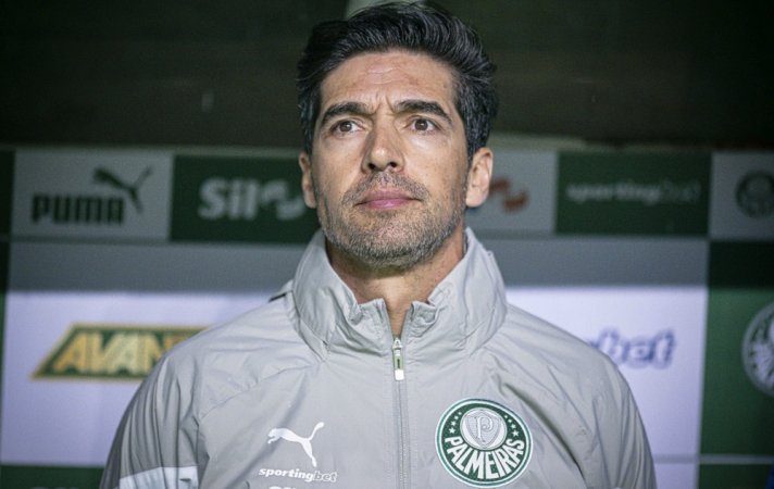 EXCLUSIVO! 

Abel Ferreira acaba de assinar sua renovação e é o técnico do Palmeiras até 2027! 

A diretoria propôs valorização salarial para o português, que já está planejando a temporada 2026.

Agora o foco é reforçar o time e negociar algumas peças que não renderam.