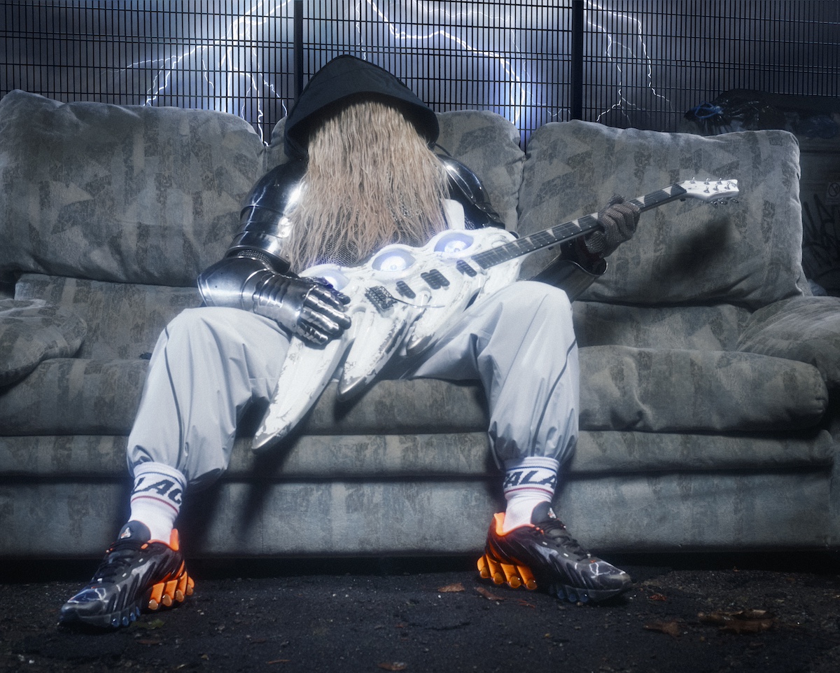 パレス スケートボード（PALACE SKATEBOARDS）」は12月13日、「ナイキ