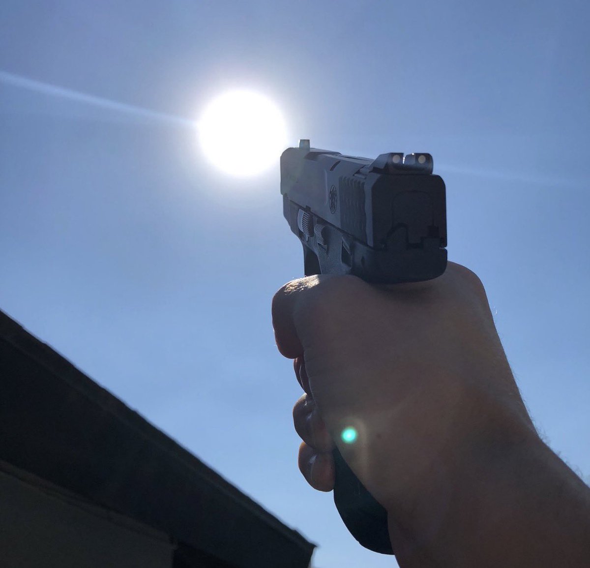 chaenglovesus's tweet image. is the sun bothering you my queen