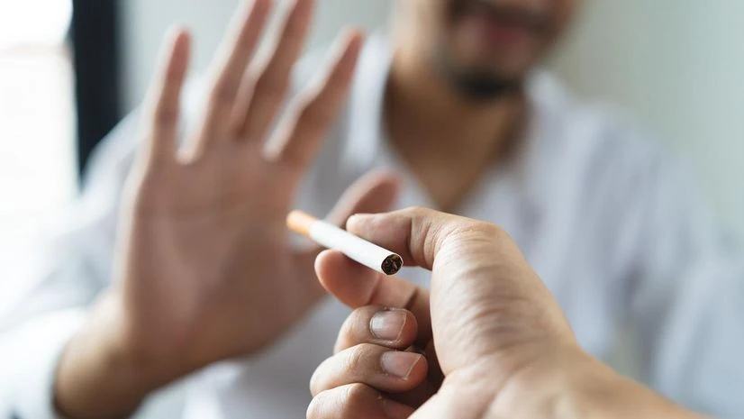 bsindia's tweet image. #HealthWithBS | Why do ex-smokers return to cigarettes even years after quitting?

Relapse isn’t weakness— #smoking rewires the brain, links #nicotine to pleasure, and embeds a ‘smoker identity’. Stress, triggers, and old routines can reignite cravings, making quitting a